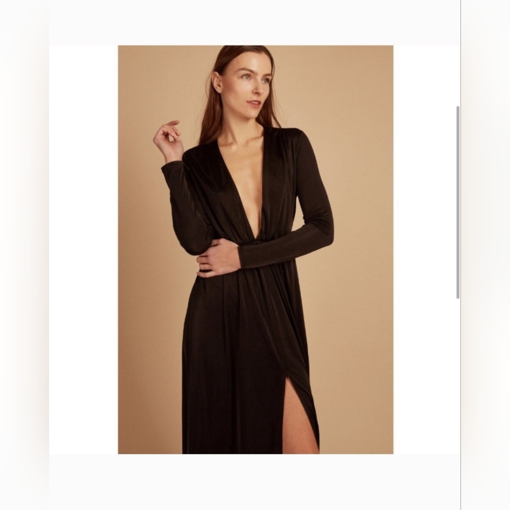 Express Deep V Long Sleeve Maxi Dress Black Size Small Built In Bosysuit NWT